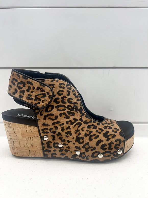 Frisky-leopard