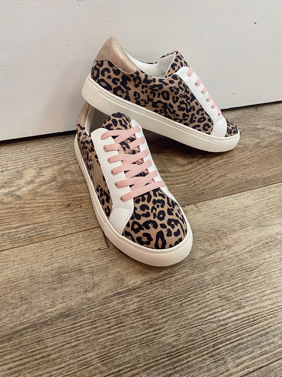 Maison Mihara Yasuhiro leopard-print low-top Sneakers - Farfetch